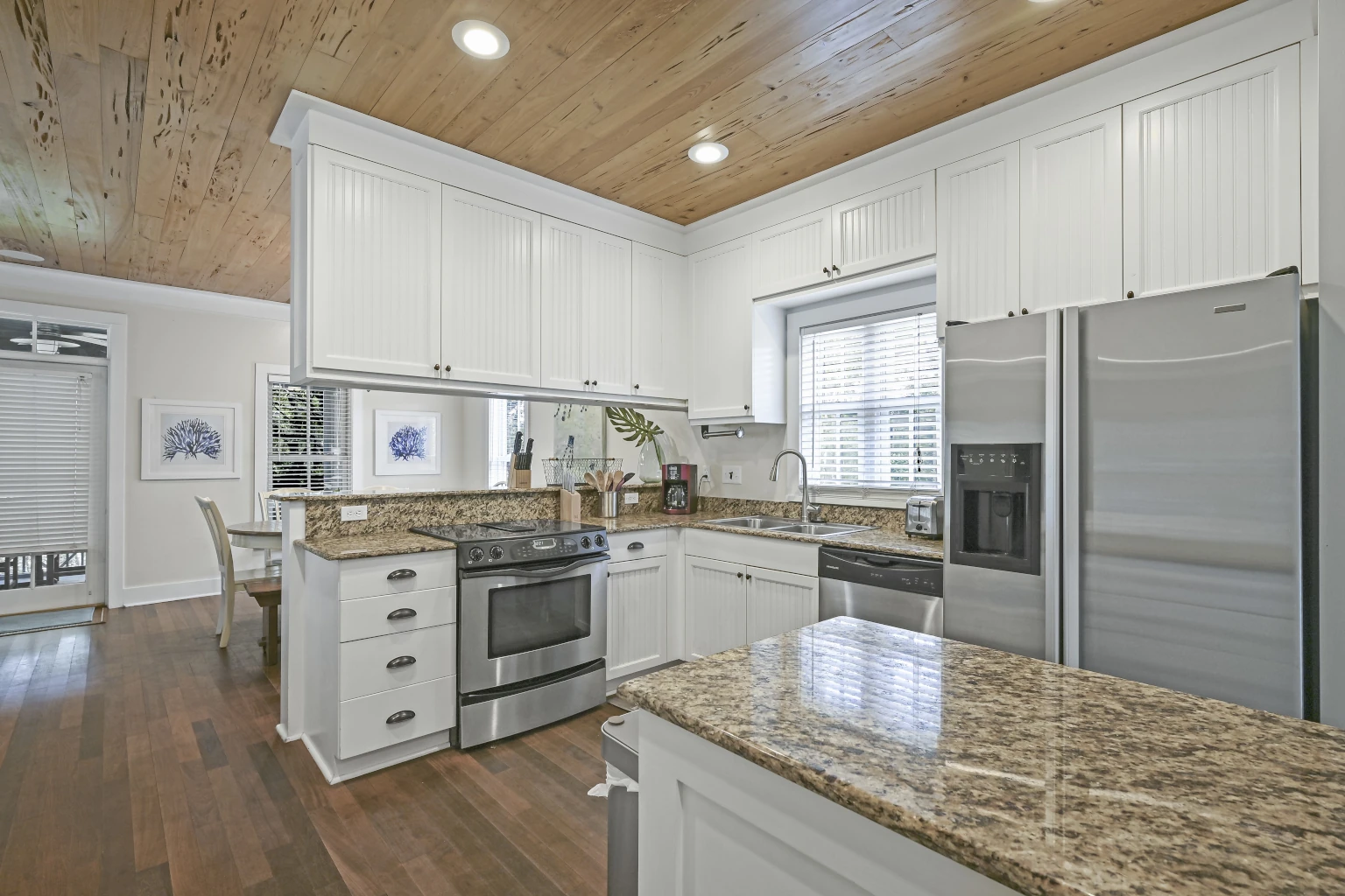 Fully Stocked Kitchen