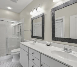 Full Master Suite Bathroom